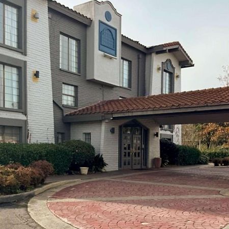 Days Inn By Wyndham Augusta Washington Rd Esterno foto